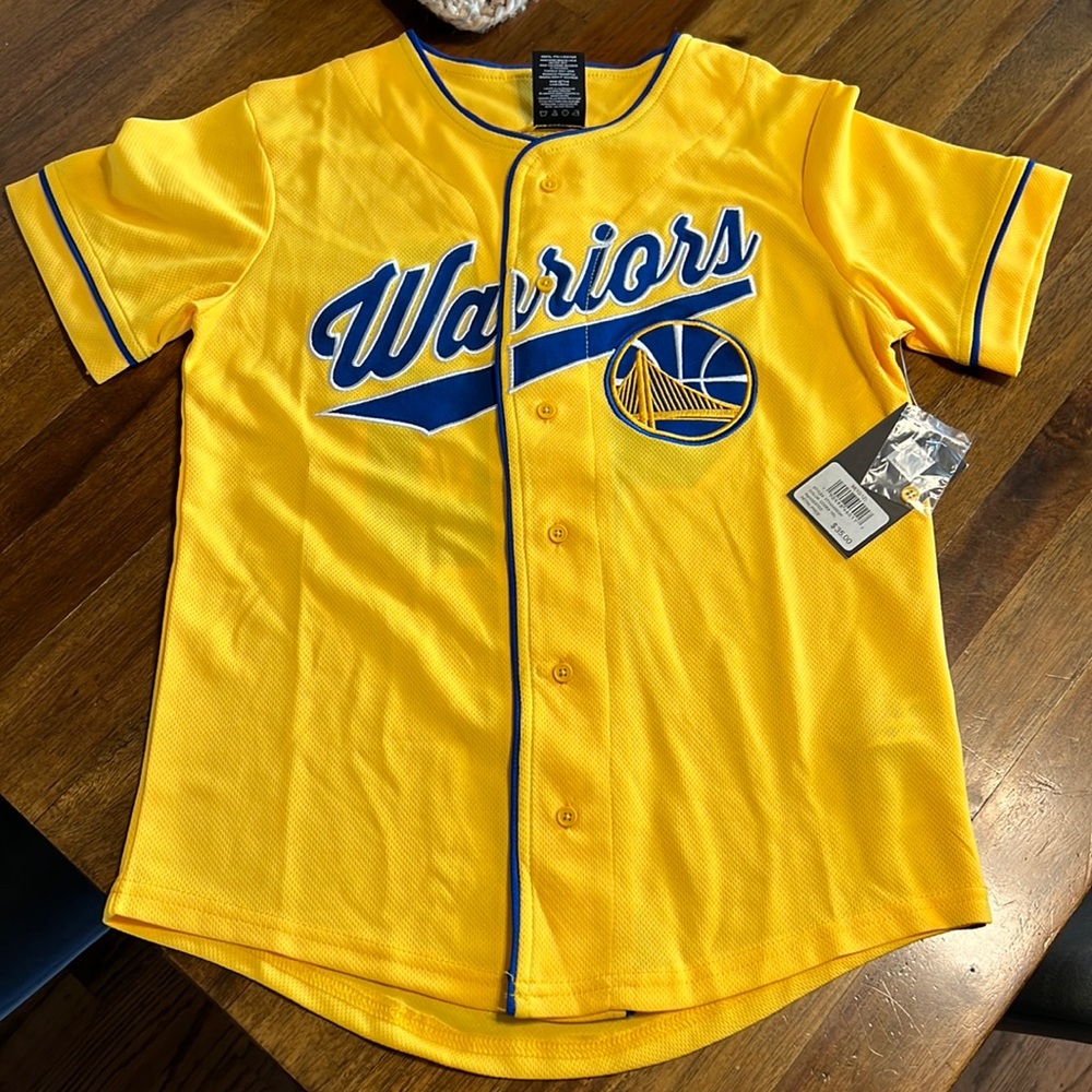 New with tags Warriors jersey